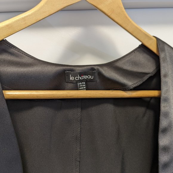 Le Château Long Sleeve Shrug - Picture 3 of 4